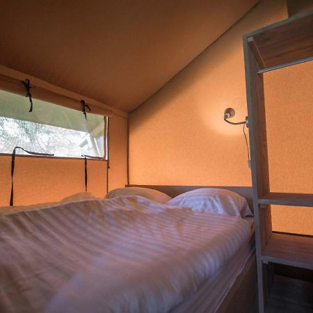 Отель Glamping Renswoude Экстерьер фото
