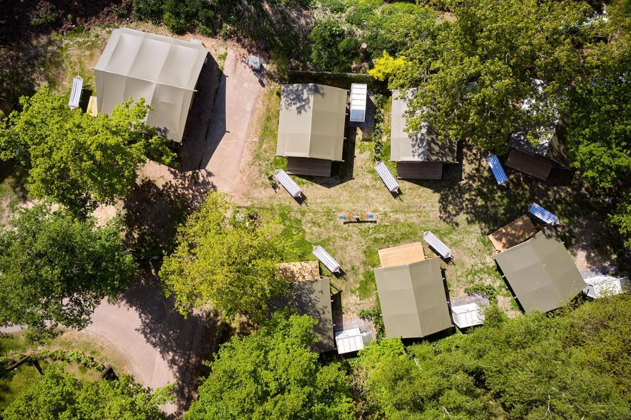 Отель Glamping Renswoude Экстерьер фото