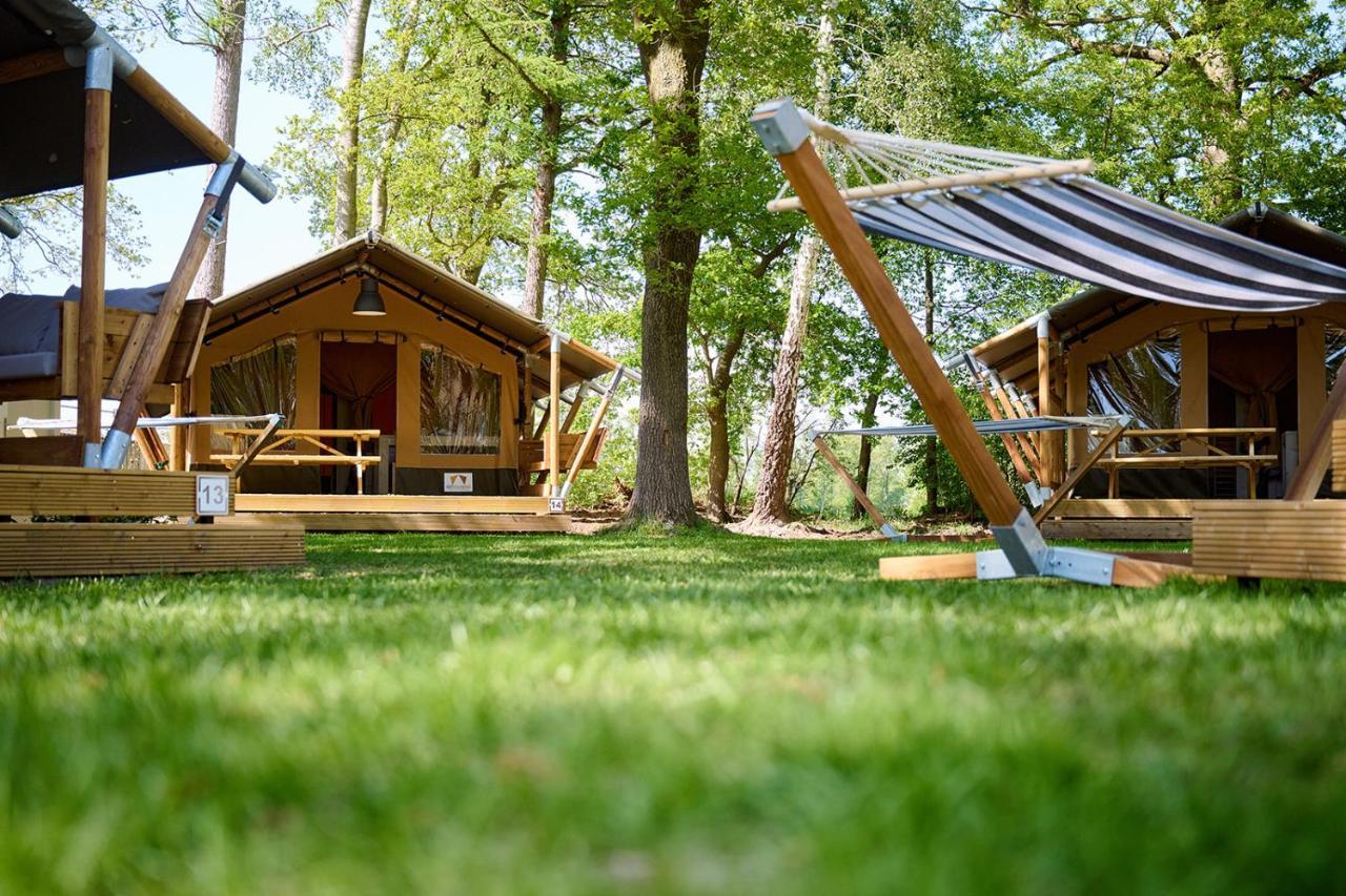 Отель Glamping Renswoude Экстерьер фото